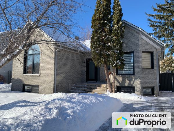 227 boulevard D'Annecy, Ste-Therese for sale