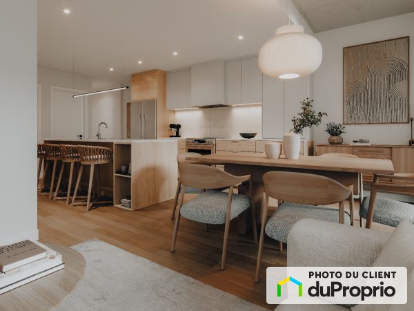 1140, rue Principale, Granby à vendre