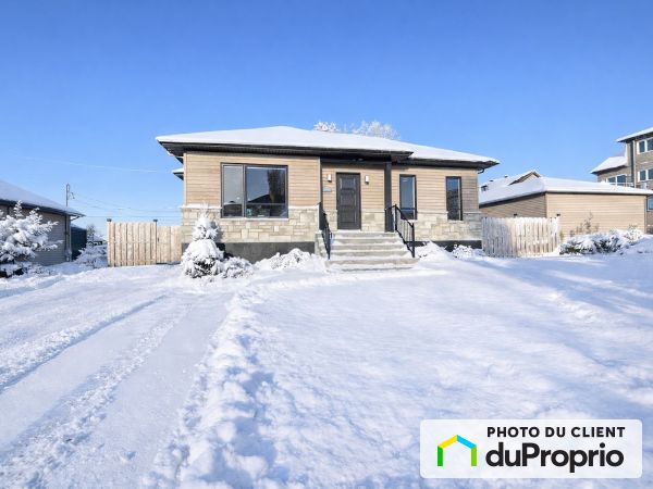 189 rue du Nénuphar, Cowansville for sale