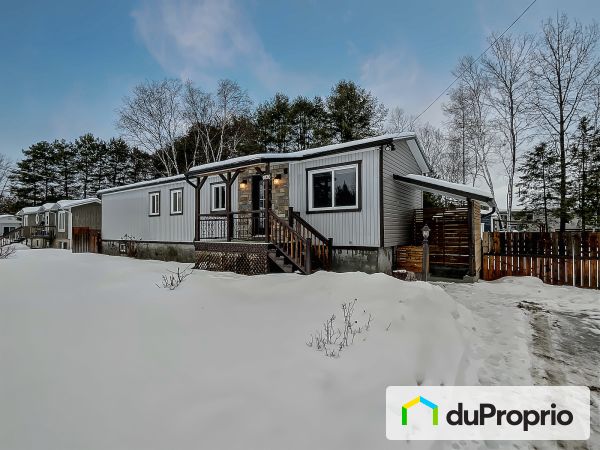 1030 rue Cyr, Mont-Tremblant for sale