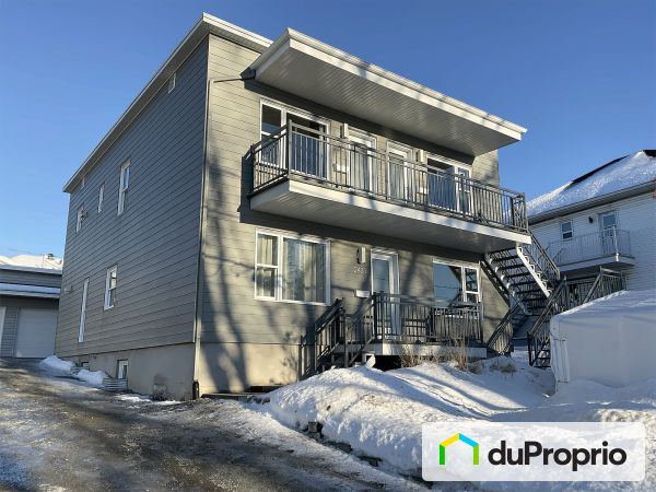 2427-2431-2435, chemin du Petit Village, Beauport à vendre