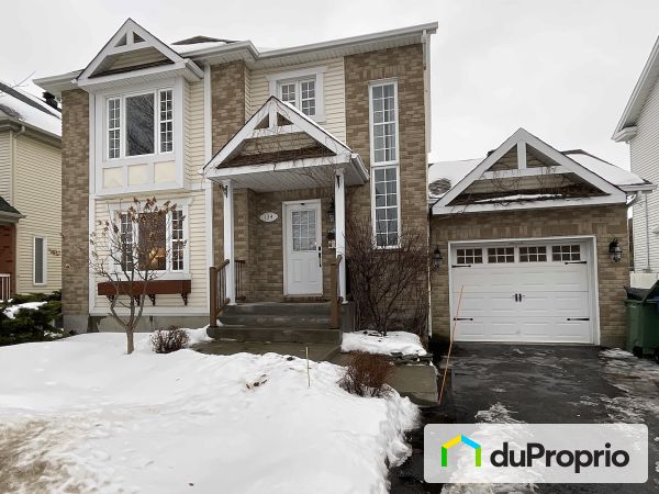 134 rue de la Mairie, St-Constant for sale