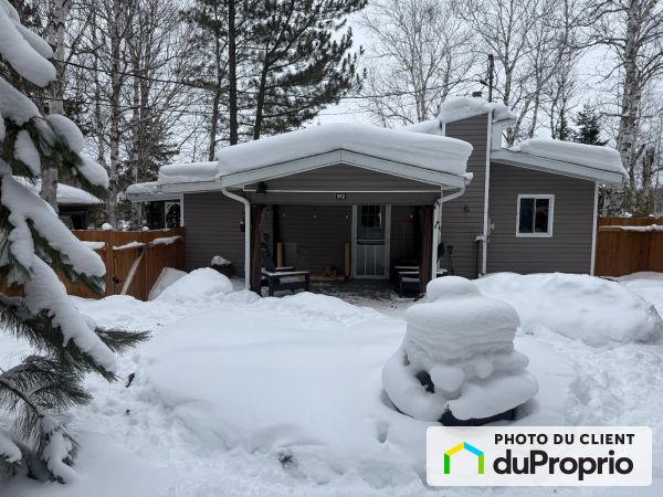 912 Chemin 9e, L'Ascension-De-Notre-Seigneur for sale