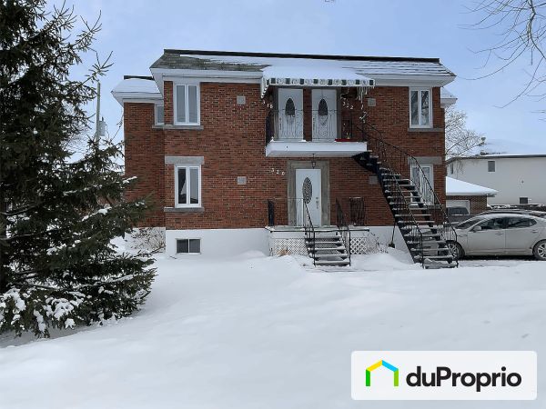 318-320-322, Repentigny (Repentigny) à vendre