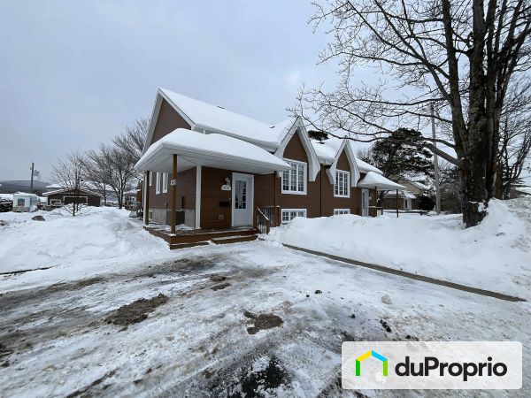825A-B avenue Sainte-Thérèse, Beauport for sale