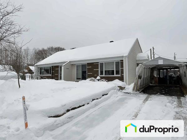 Winter Front - 10385 rue de la Sirène, Neufchatel for sale