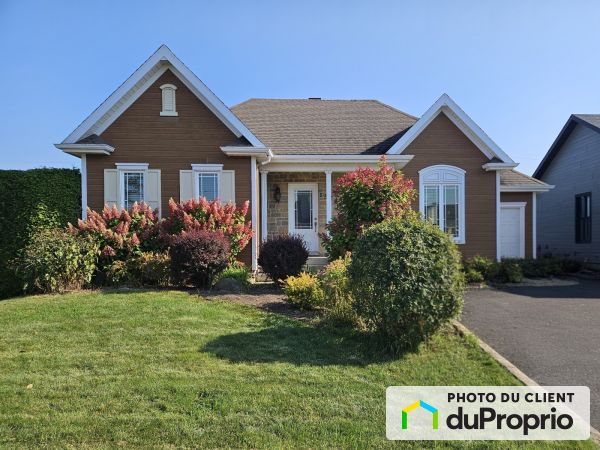 1324 rue des Aigues Marines, Lévis for sale