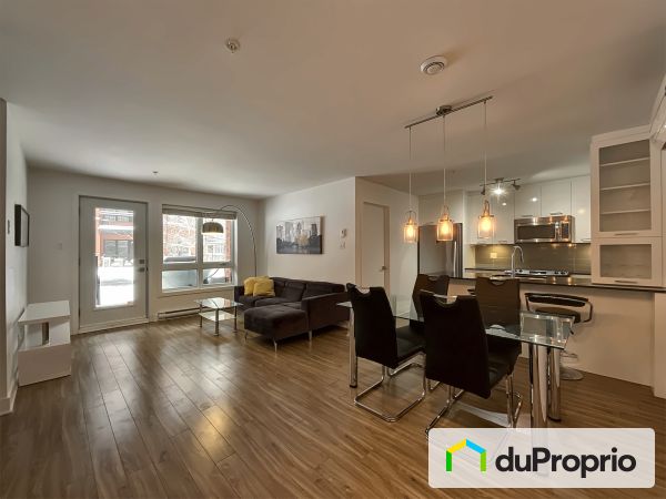 Dining Room / Living Room - 106-2700 rue de Rouen, Ville-Marie (Centre-Ville et Vieux-Montréal) for sale