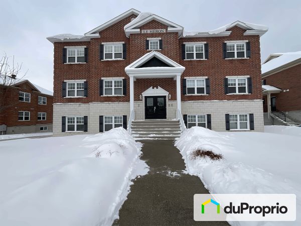 921, rue du Moulin, Magog à vendre