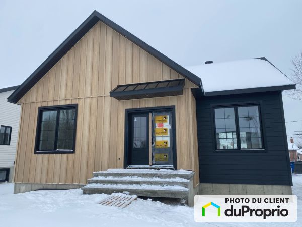 1170 rue de l'Allée du Soleil, Drummondville (St-Nicéphore) for sale