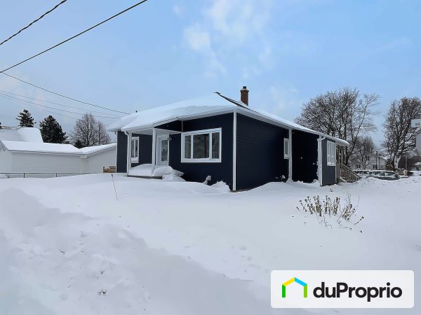 1424 rue Maisonneuve, Mont-Joli for sale
