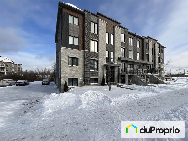 106-24 rue de Ronsard, St-Constant for sale