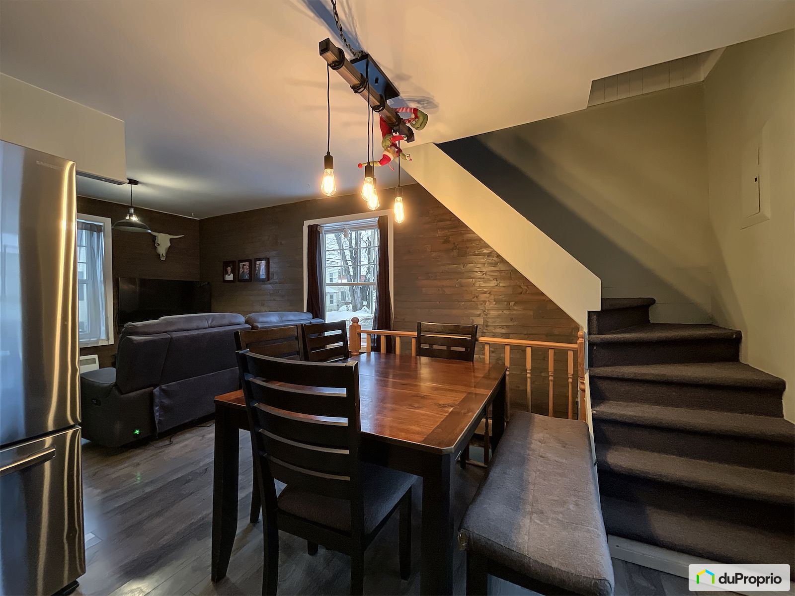 145 149 Rue Saint Hubert — photo 2