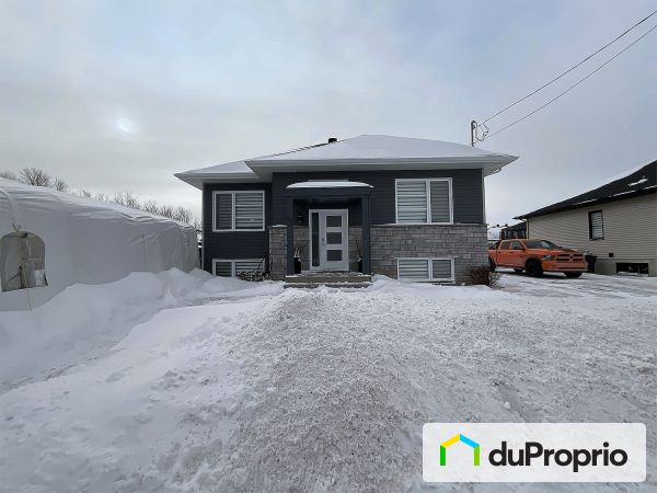 82 rue des Turquoises, St-Apollinaire for sale