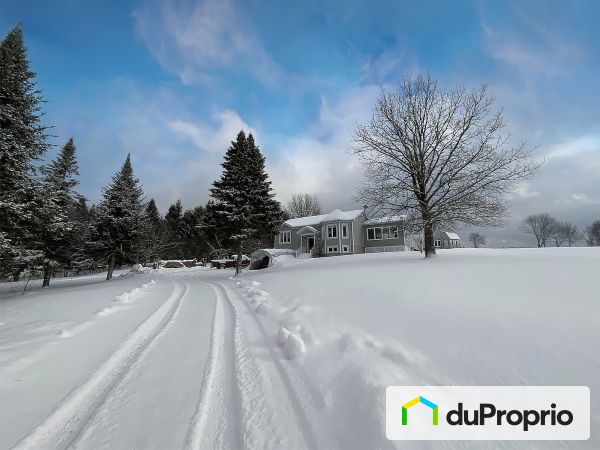 20 rang Lisée, Weedon for sale