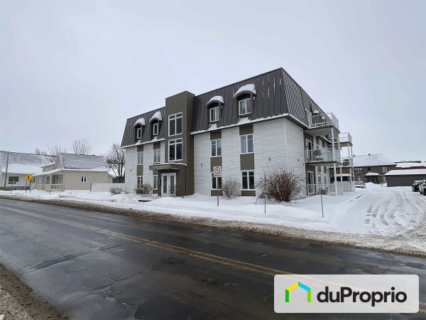 202-234 rue Commerciale, St-Henri-de-Lévis for sale