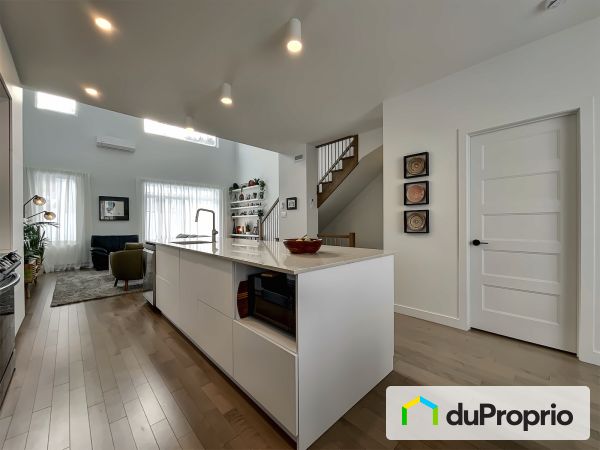 1346, chemin du Sault, St-Romuald à vendre