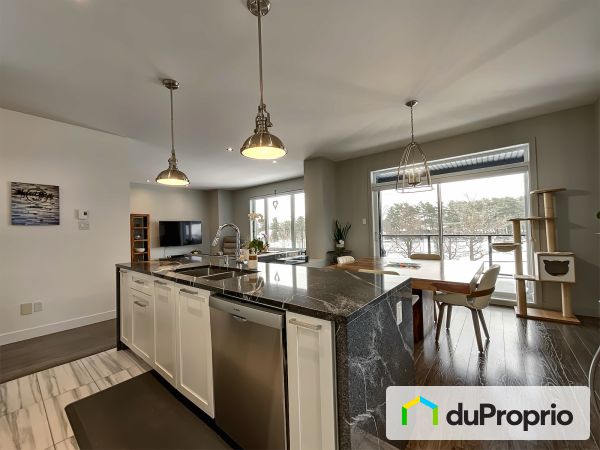 301-462, rue Jean-Talon, St-Jean-sur-Richelieu (St-Luc) à vendre