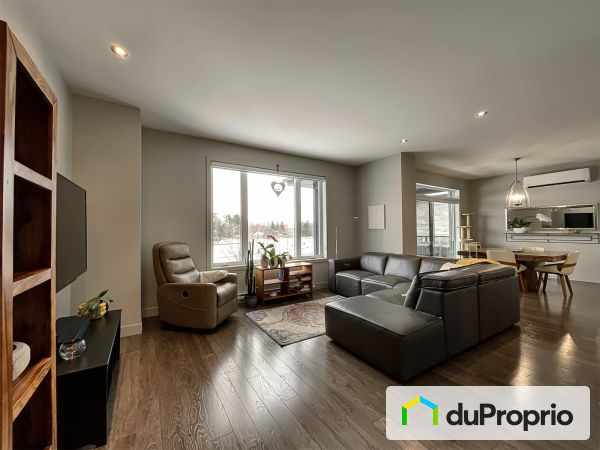 301-462, rue Jean-Talon, St-Jean-sur-Richelieu (St-Luc) à vendre