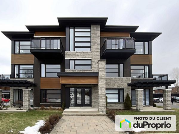 202-1140 rue Sancerre, Longueuil (Vieux-Longueuil) for sale