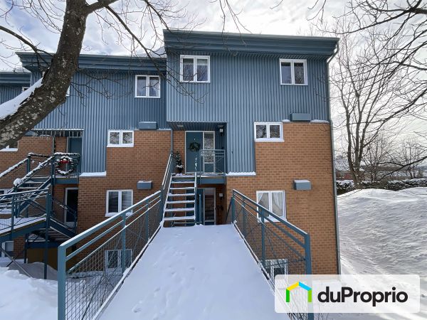 Winter Front - 201-3455 chemin Saint-Louis, Ste-Foy for sale