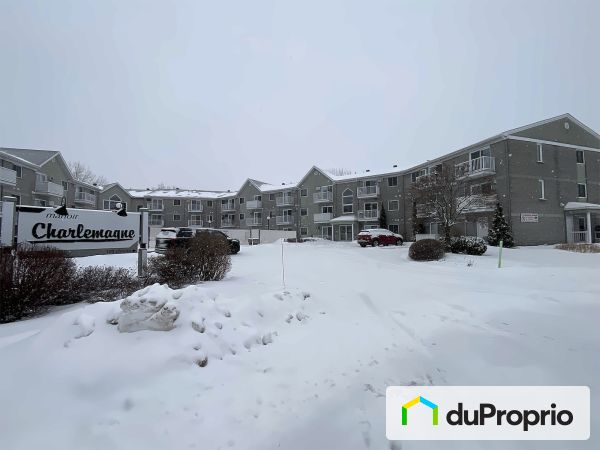 315-100 rue Chopin, Charlemagne for sale
