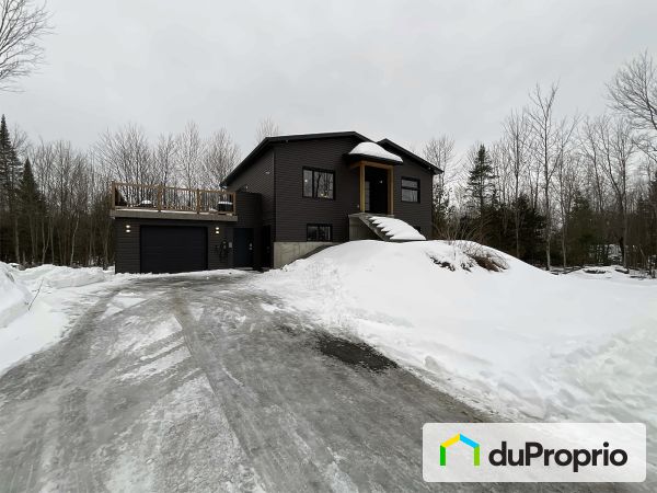 237 rue Steve, Lefebvre for sale