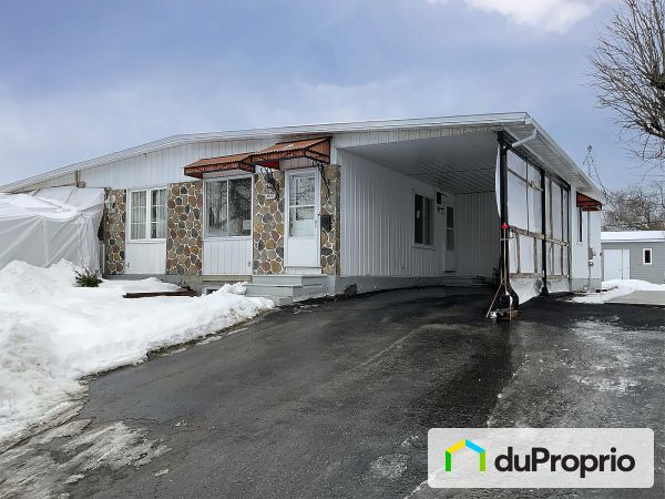 8618-8620 rue de Léry, St-François à vendre