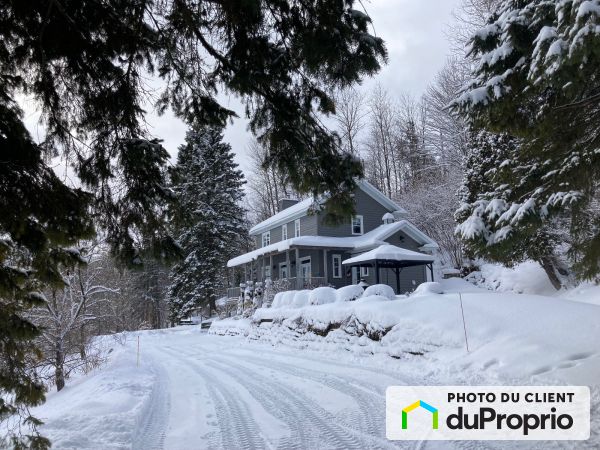 1306 rang de l'Église Nord, St-Alban for sale