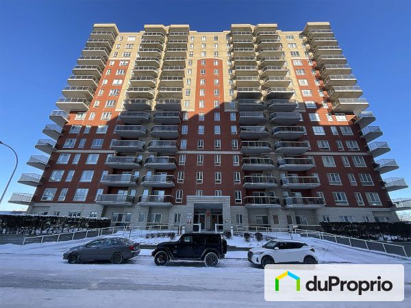 607-7705, rue du Mans, Saint-Léonard à vendre