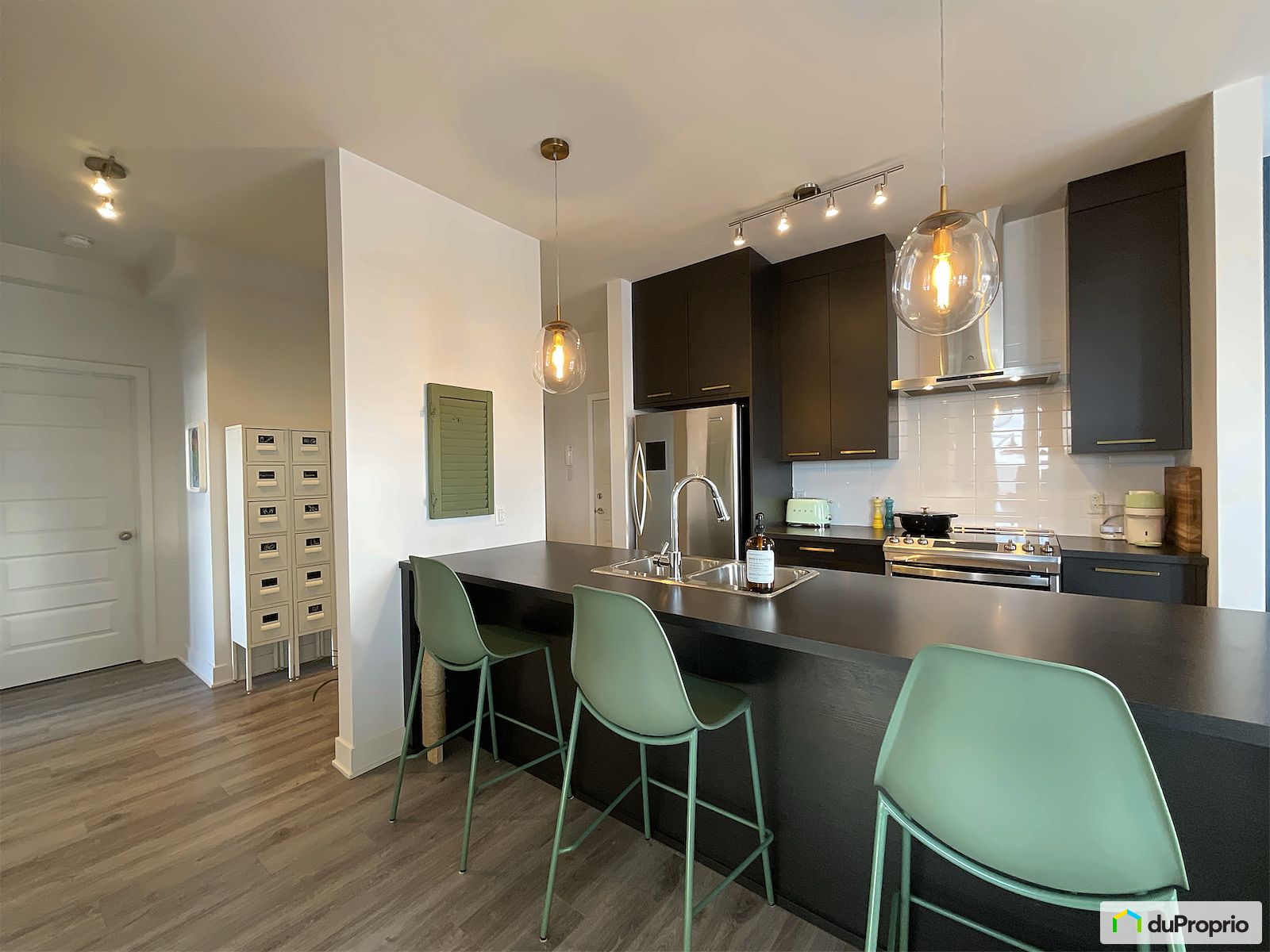 404 3157 Boulevard De La Gare — photo 3