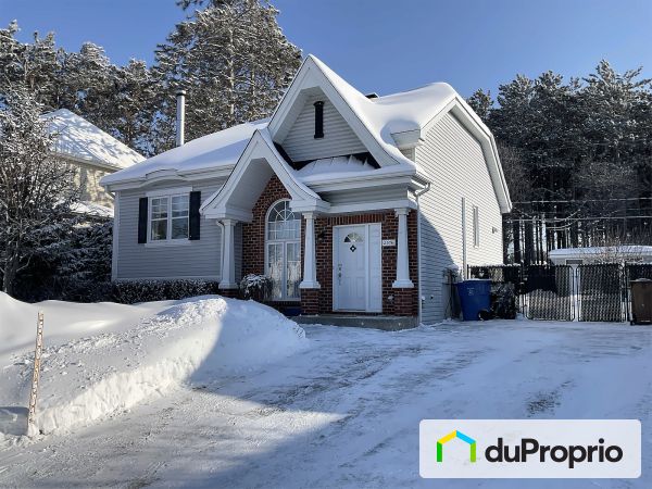 2576 avenue Adhémar-Raynault, L'Assomption for sale