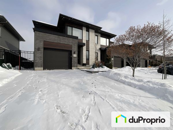 275 rue du Damier-Argenté, La Prairie for sale