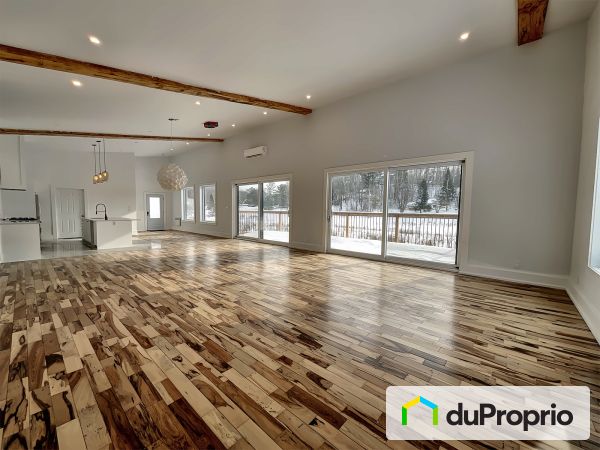 Living / Dining Room - 135 rue Danis, Grenville-sur-la-Rouge for sale