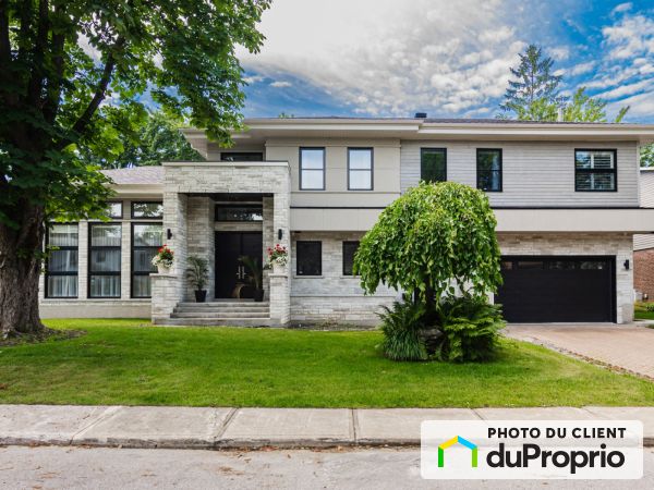 1016, rue Emile-Nelligan, Boucherville à vendre