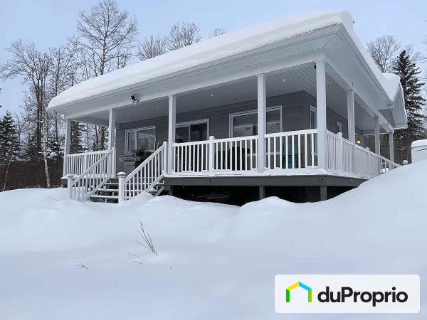 380, chemin du Réservoir, Péribonka à vendre