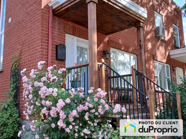 350, rue Saint-Charles Est, Longueuil (Vieux-Longueuil) à vendre