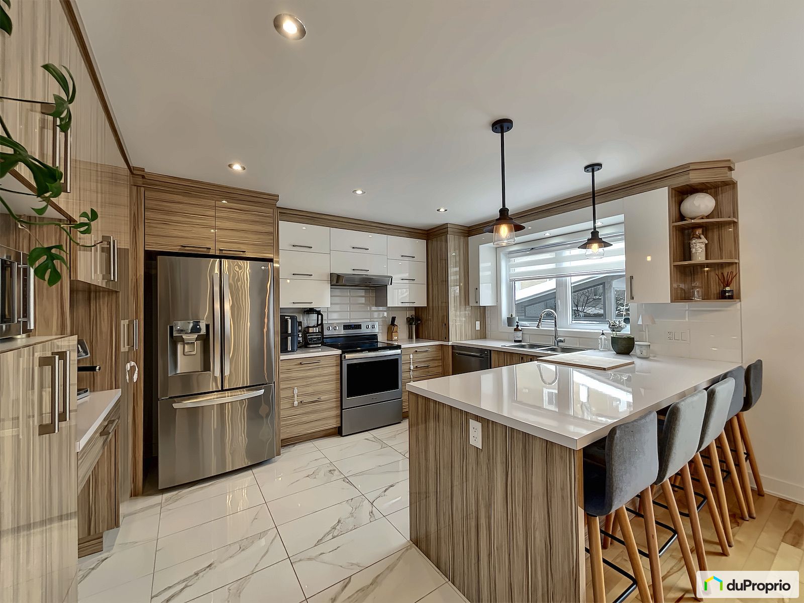 1276 Rue Saint Thomas — photo 3