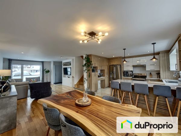 1276, rue Saint-Thomas, Longueuil (Vieux-Longueuil) à vendre
