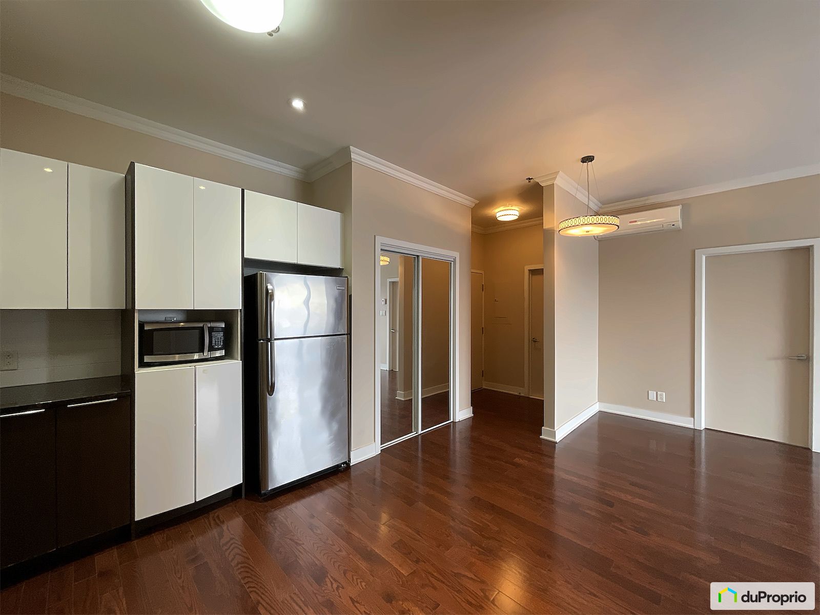 406 126 Boulevard Hymus — photo 2