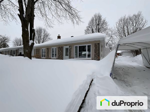 4430 rue Malherbe, Neufchatel for sale