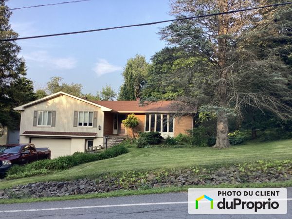 Summer Front - 70 rue Champlain, Bromont for sale