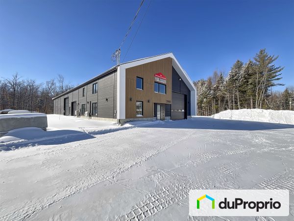 3981 rue du Parc Industriel, ND-Du-Mont-Carmel for sale