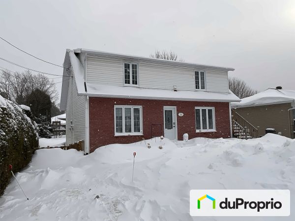 2248-2252, rue Bellevue, St-Romuald for sale