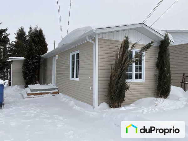 16-2623 chemin du Plateau Nord, La Baie for sale