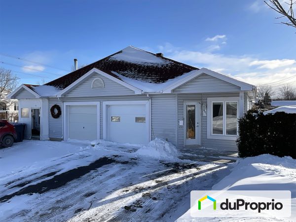 851 rue du Berger, St-Jean-Chrysostome for sale