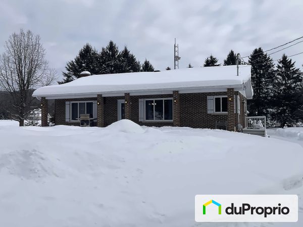 6600 chemin de Saint-Jean, St-Félix-De-Valois for sale