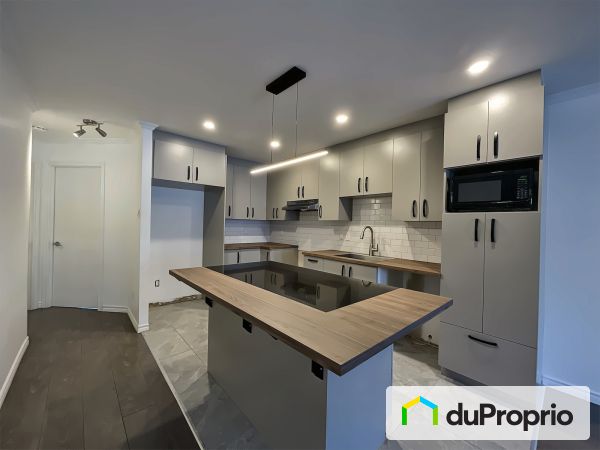 Kitchen - 2-550 rue de Périgueux, Chomedey for sale