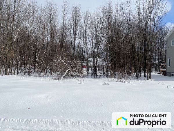 7-944, rue Guertin, Granby à vendre