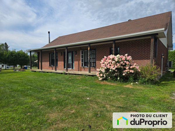 19 chemin des Érables, Stukely-Sud for sale